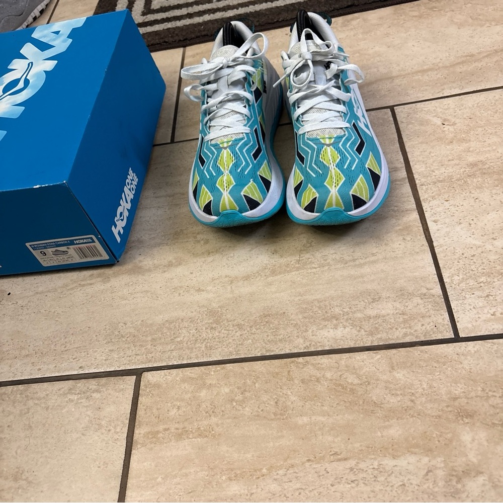 Hoka One One Men’s Ironman Kona Carbon X Sea Blue/White Womens Size 10